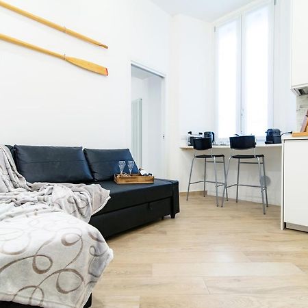 Urban Flat Via Diaz 105 Apartment โกโม ภายนอก รูปภาพ