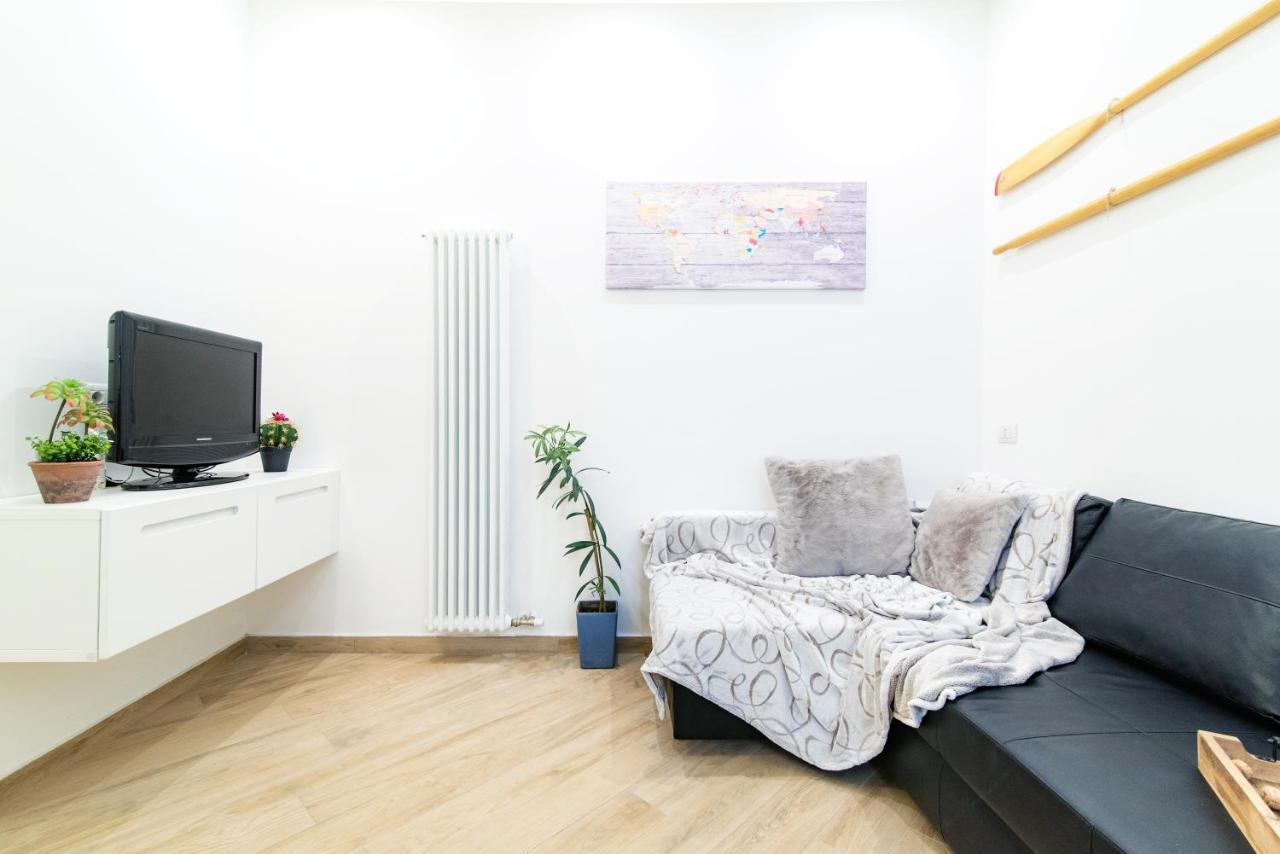 Urban Flat Via Diaz 105 Apartment โกโม ภายนอก รูปภาพ