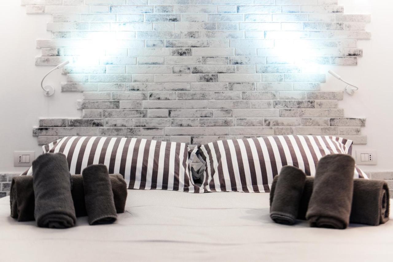 Urban Flat Via Diaz 105 Apartment โกโม ภายนอก รูปภาพ